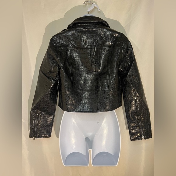 ModCloth Crocodile Rock Moto Faux Leather Jacket, size small in black, BNIB! - Picture 4 of 11